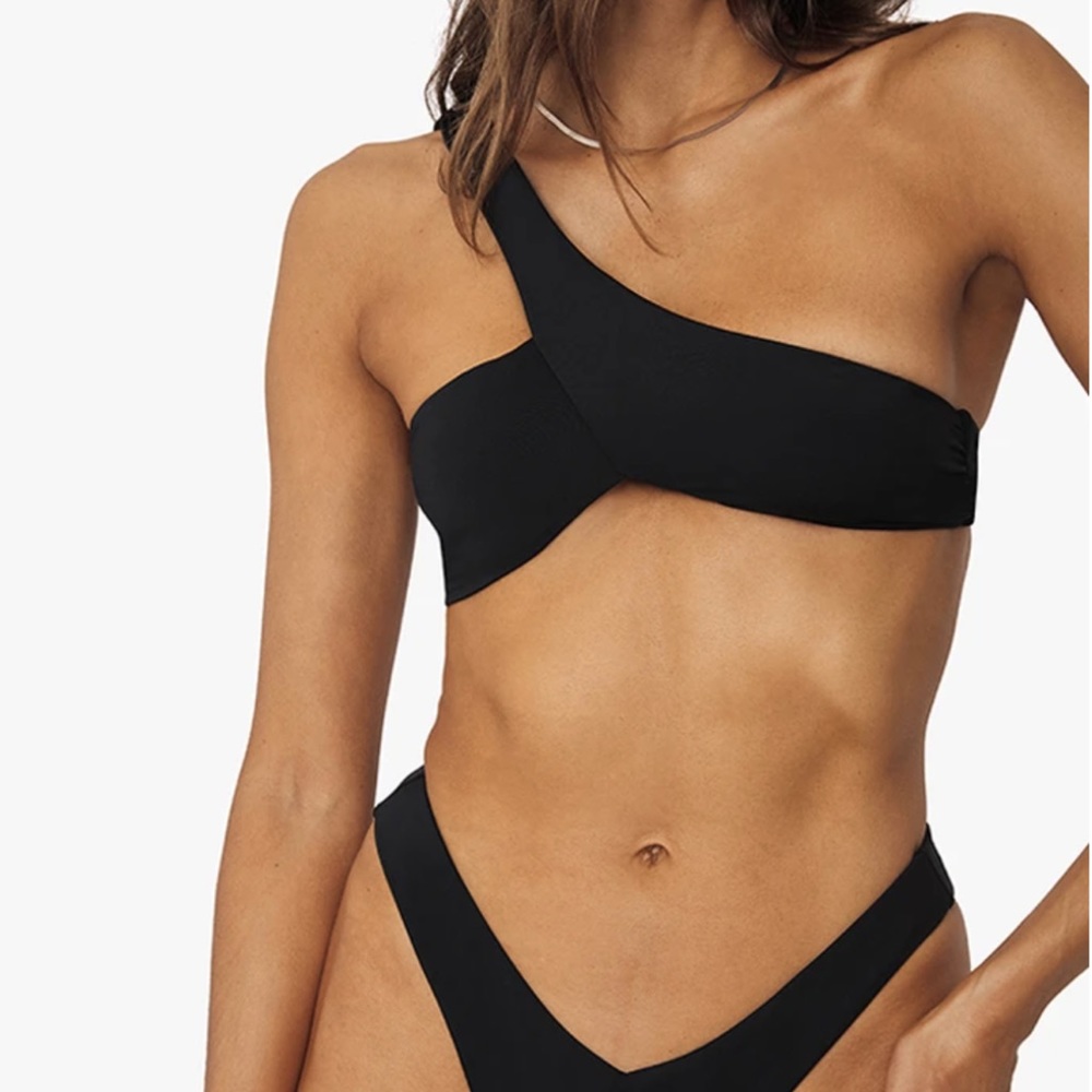 We wore what black asymmetrical bikini top